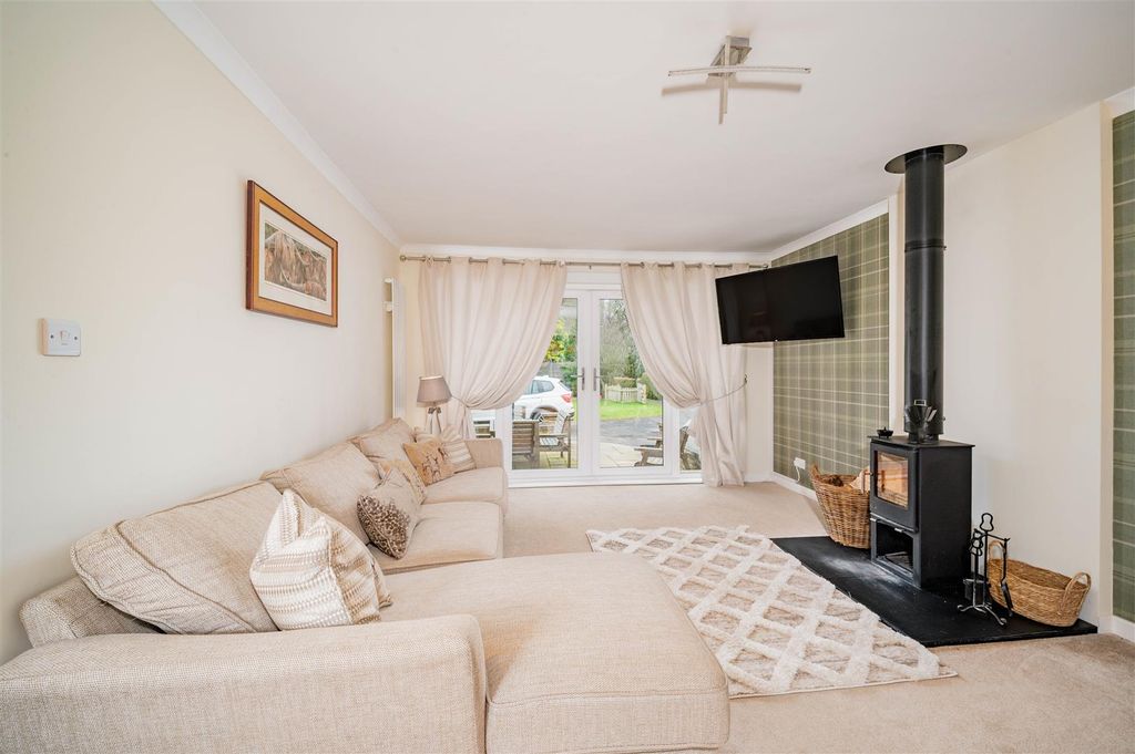 Property photo 2 of 37 Pine Grove Meigle-23.Jpg