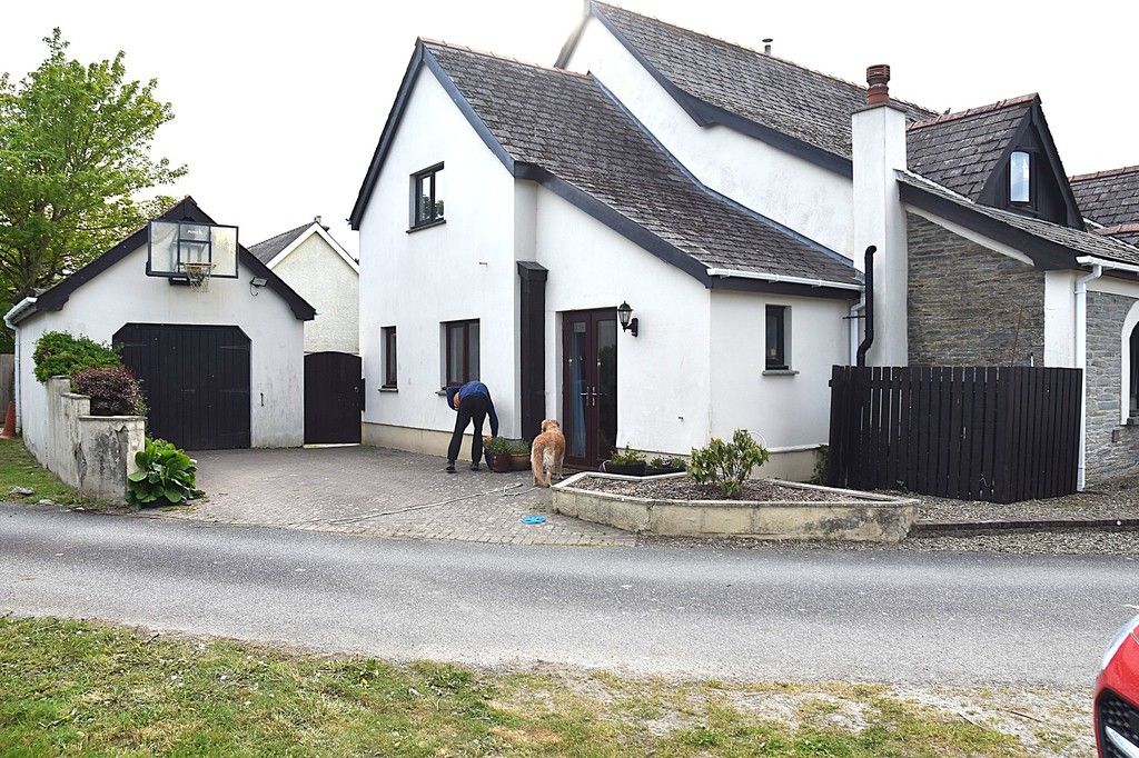 Property photo 2 of 23