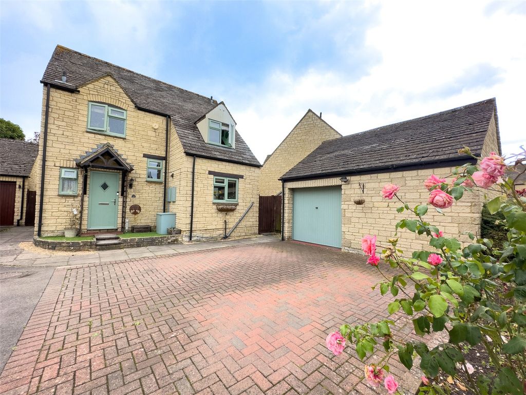 Property photo 1 of 20 Front External