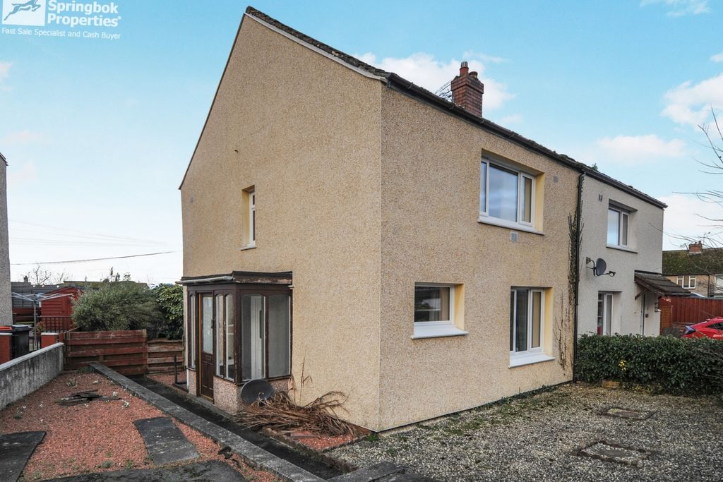 Property photo 1 of 16 Front View