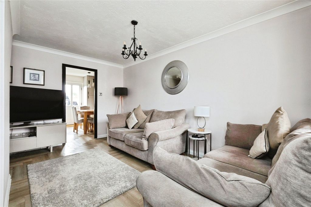 Property photo 2 of 15 Picture No. 34