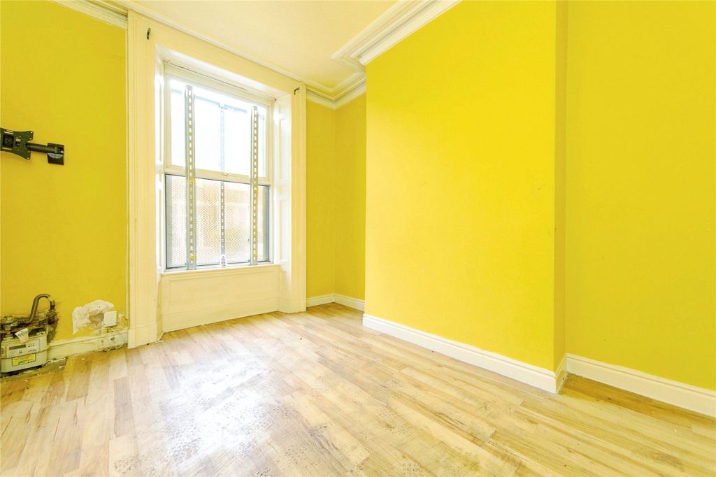 Property photo 3 of 17 Picture No. 12