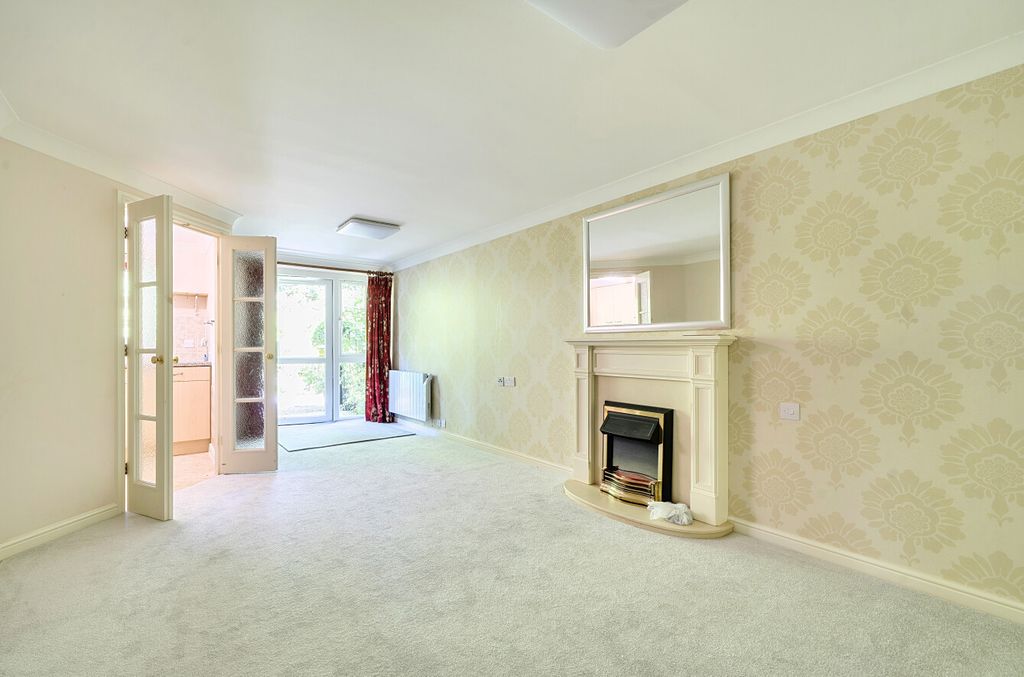 Property photo 3 of 15 1464923-10-6A0735...