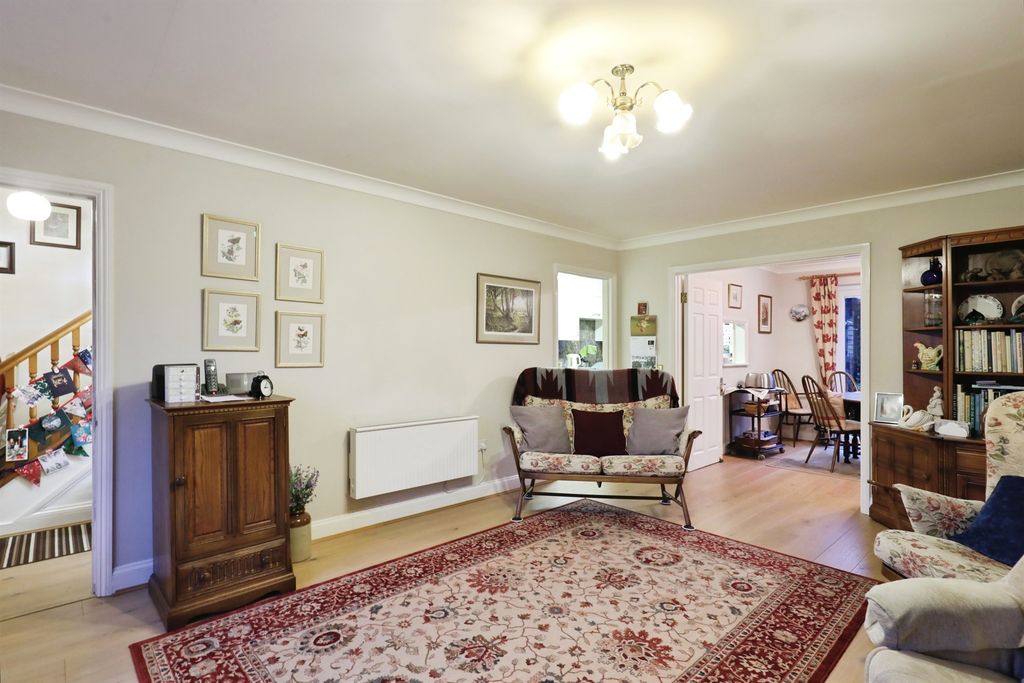 Property photo 2 of 16