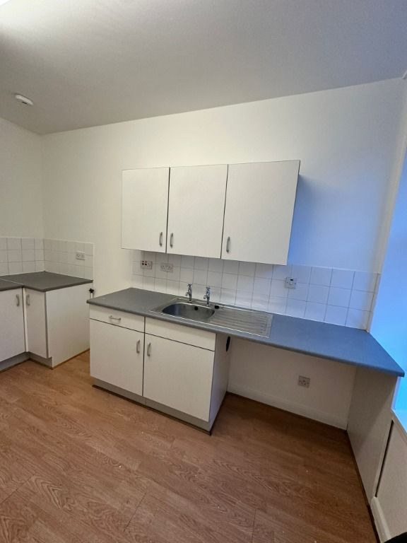 Property photo 2 of 7 Photo 2