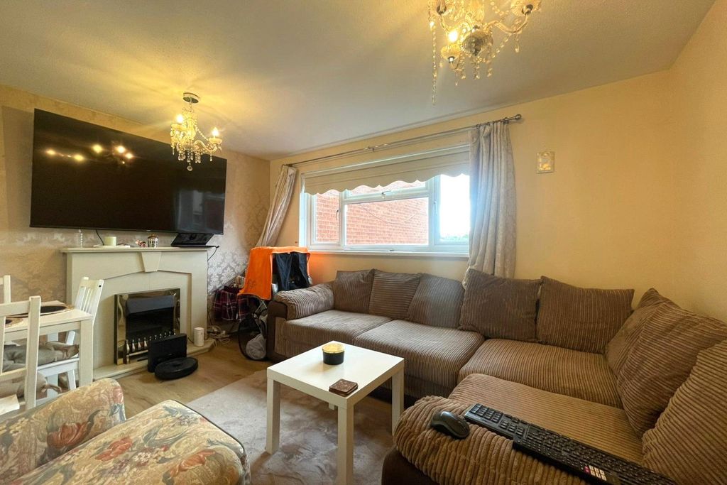 Property photo 2 of 7 Picture No. 04