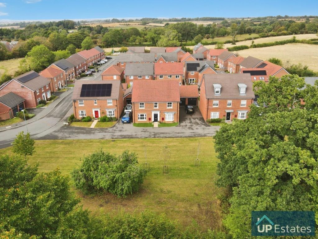 Property photo 2 of 33 Aerial