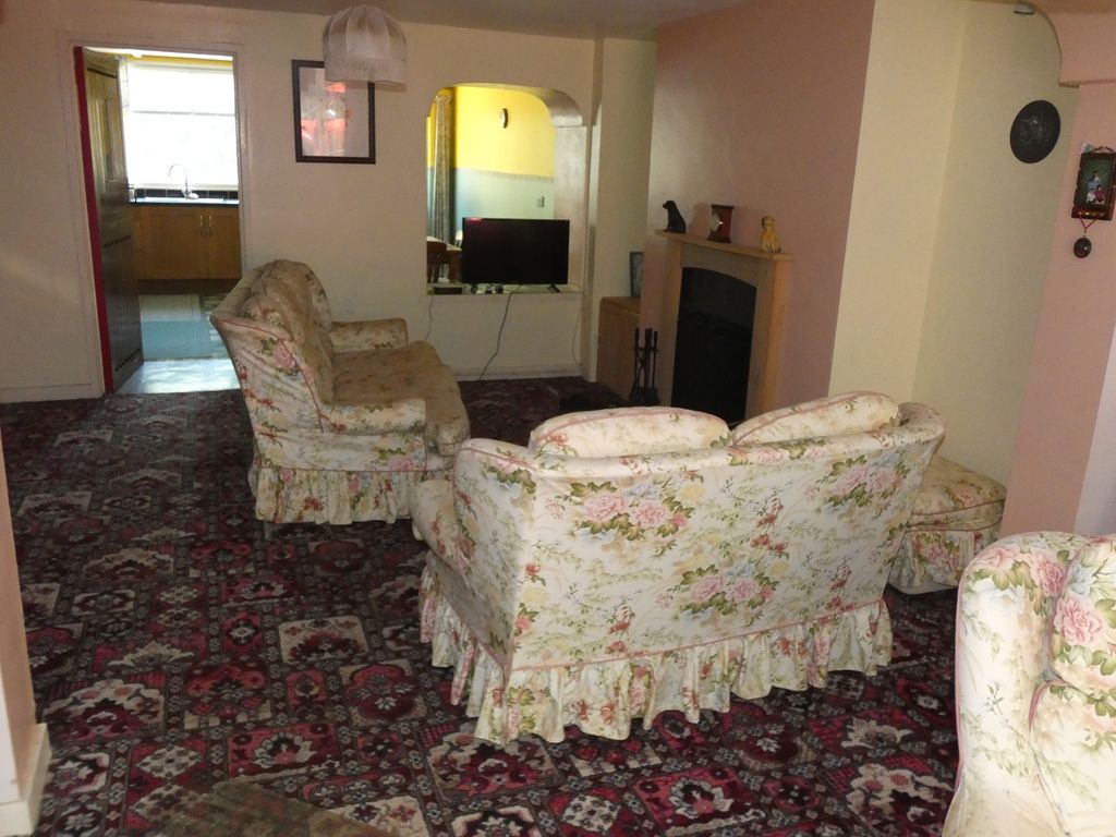Property photo 3 of 11 Not Specified
