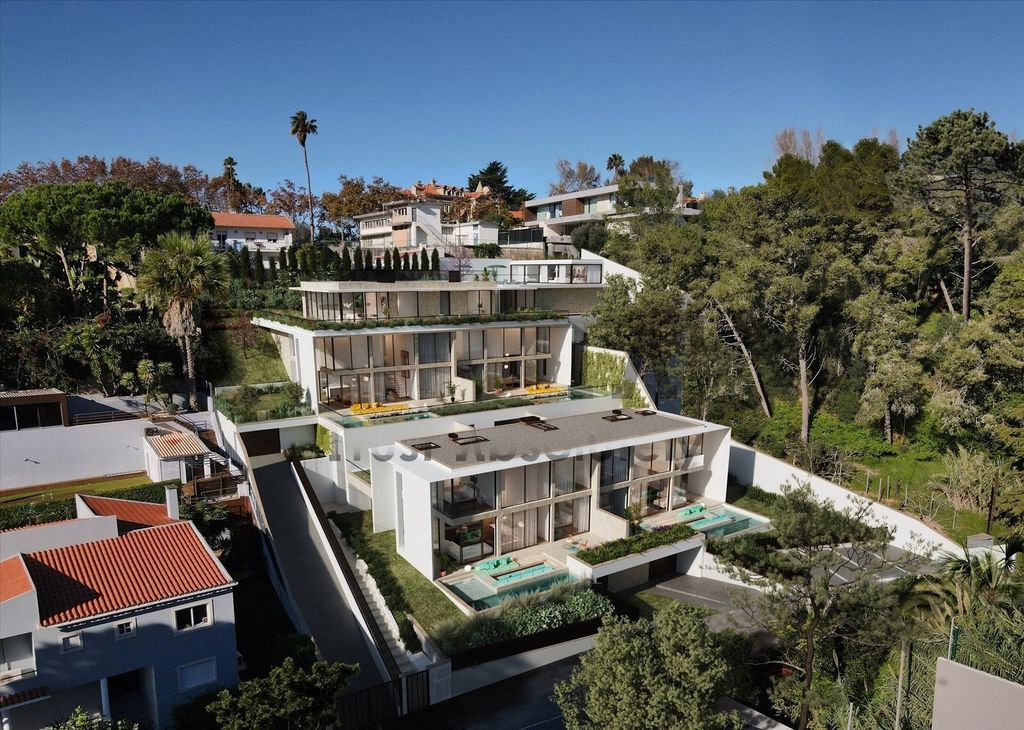 Property photo 1 of 21 4 Bedroom Duplex House In Alto Estoril Condominium