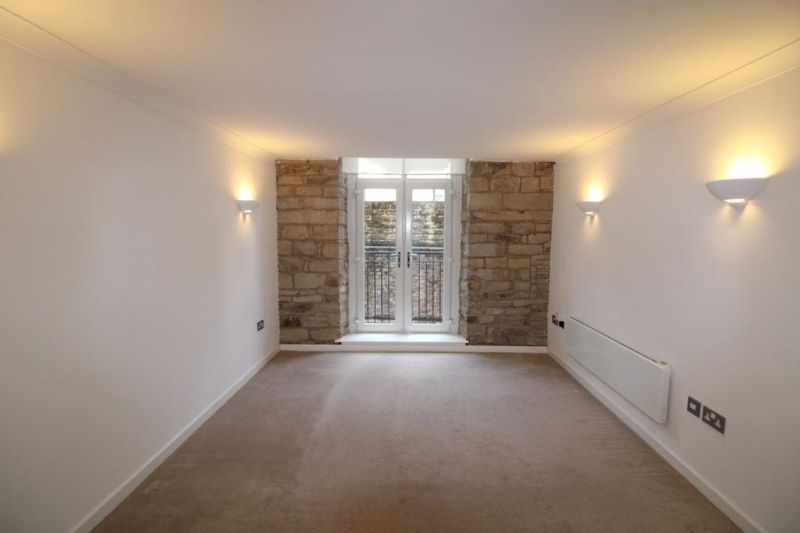 Property photo 3 of 11 Photo 2