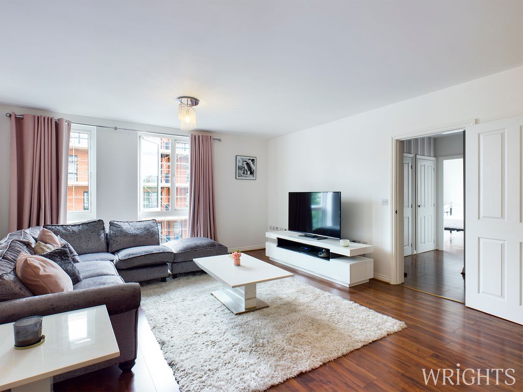 Property photo 2 of 8