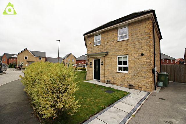 Property photo 2 of 21