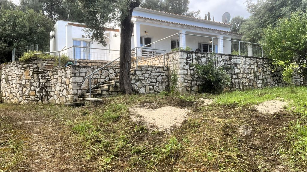 Property photo 1 of 16 Exterior