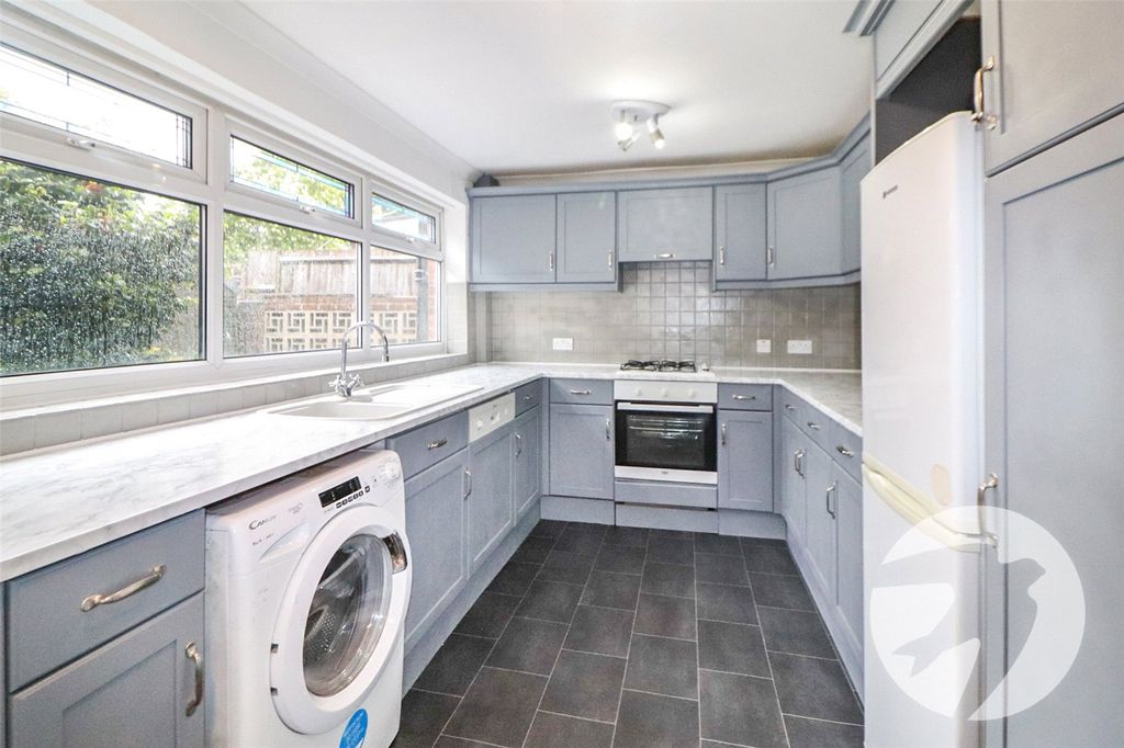 Property photo 3 of 11 Picture No. 46