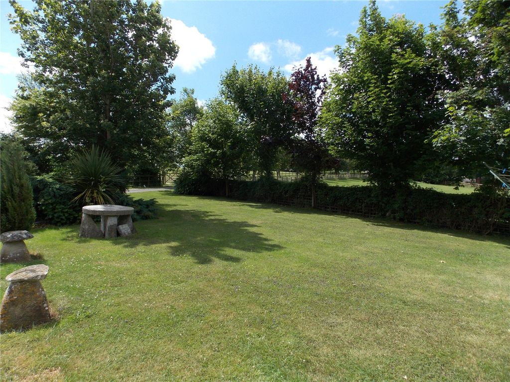 Property photo 2 of 2 Garden