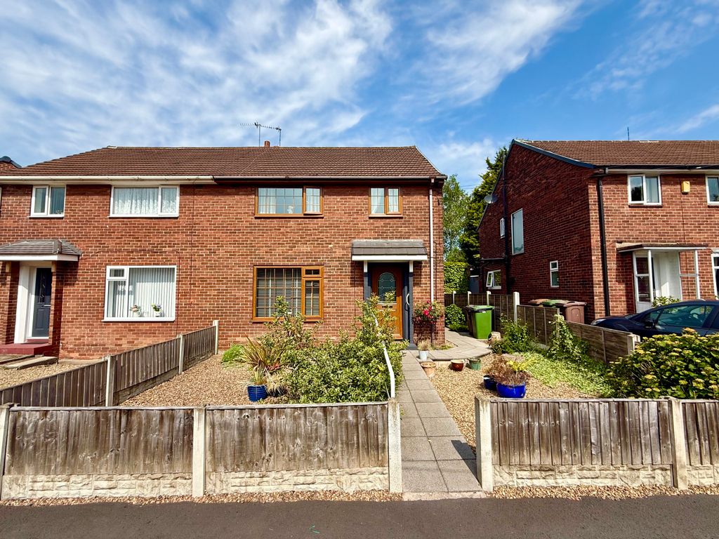Property photo 1 of 16 External