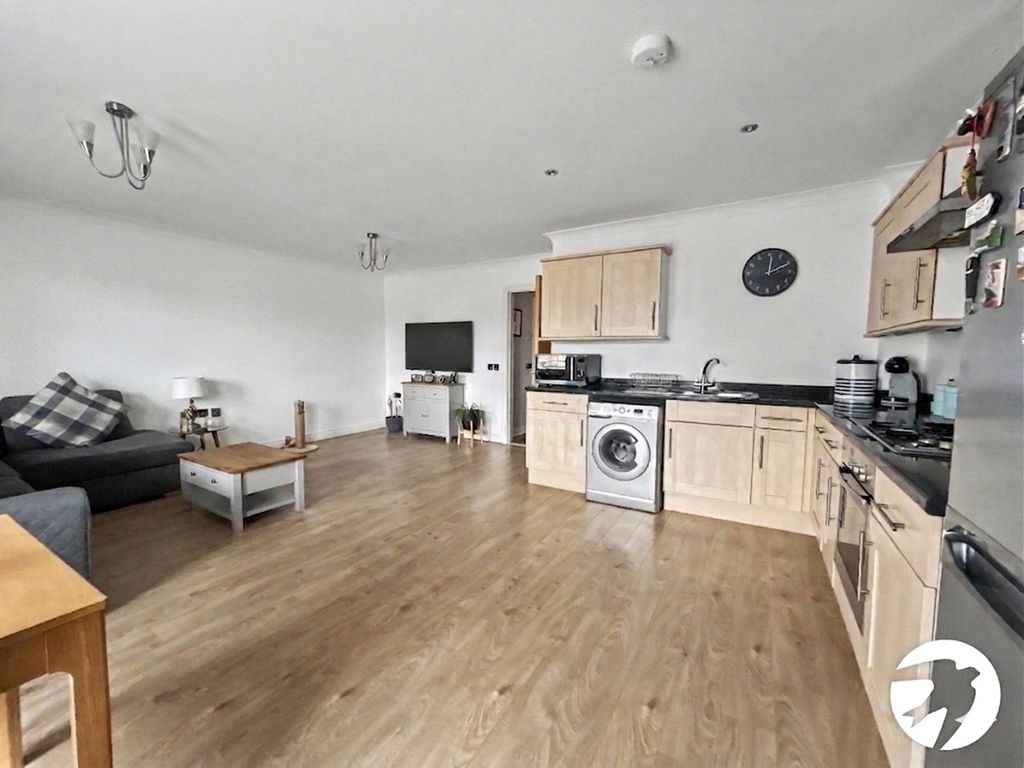 Property photo 3 of 25 Picture No. 42