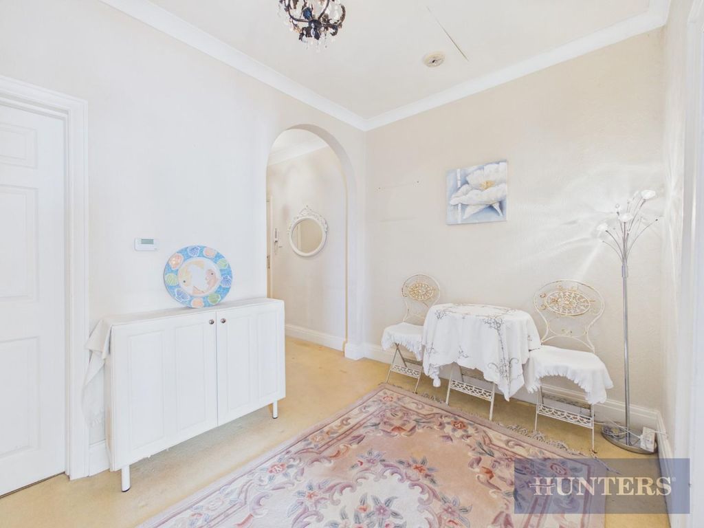 Property photo 3 of 21 Cam05316G0-Pr0393-Still020.Jpg