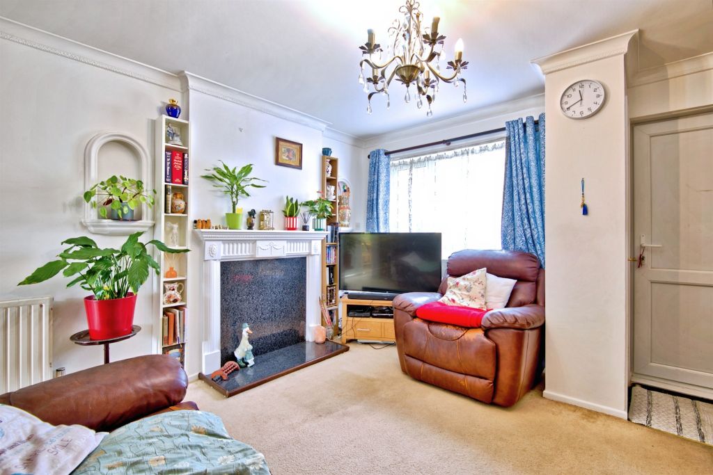 Property photo 2 of 16
