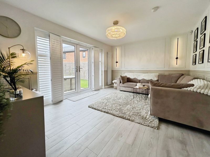 Property photo 3 of 33 Photo 32