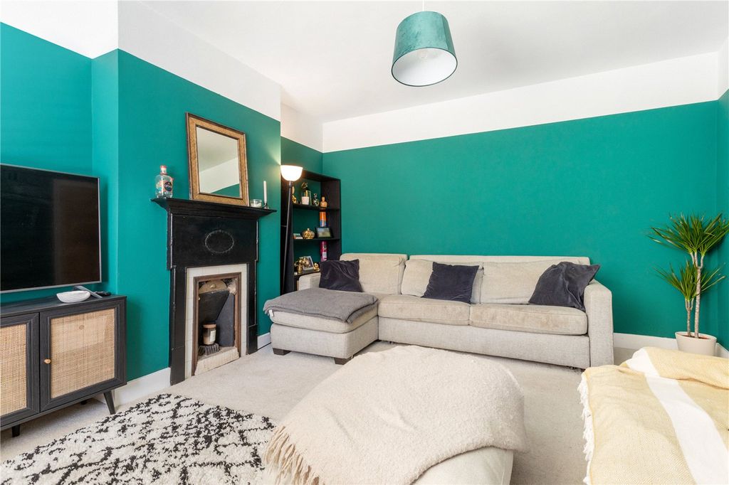 Property photo 3 of 12 Picture No. 17