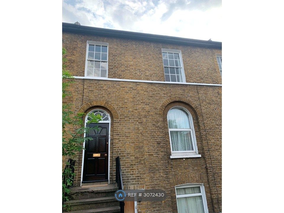 Property photo 1 of 10 Beautifully Renovated 1-Bed Period Flat, Se15