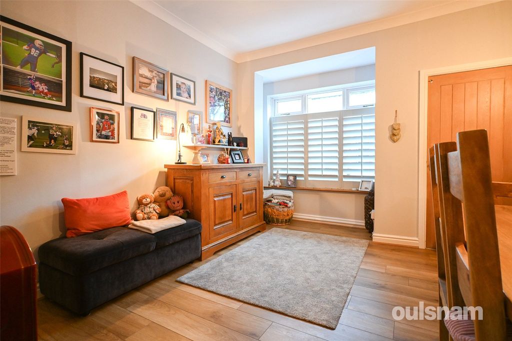 Property photo 2 of 32 Picture No. 03