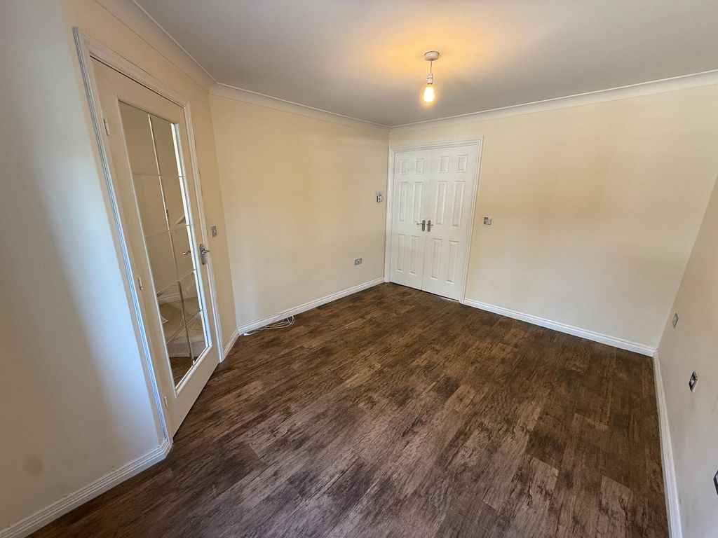 Property photo 3 of 12 Img_4633.Jpg