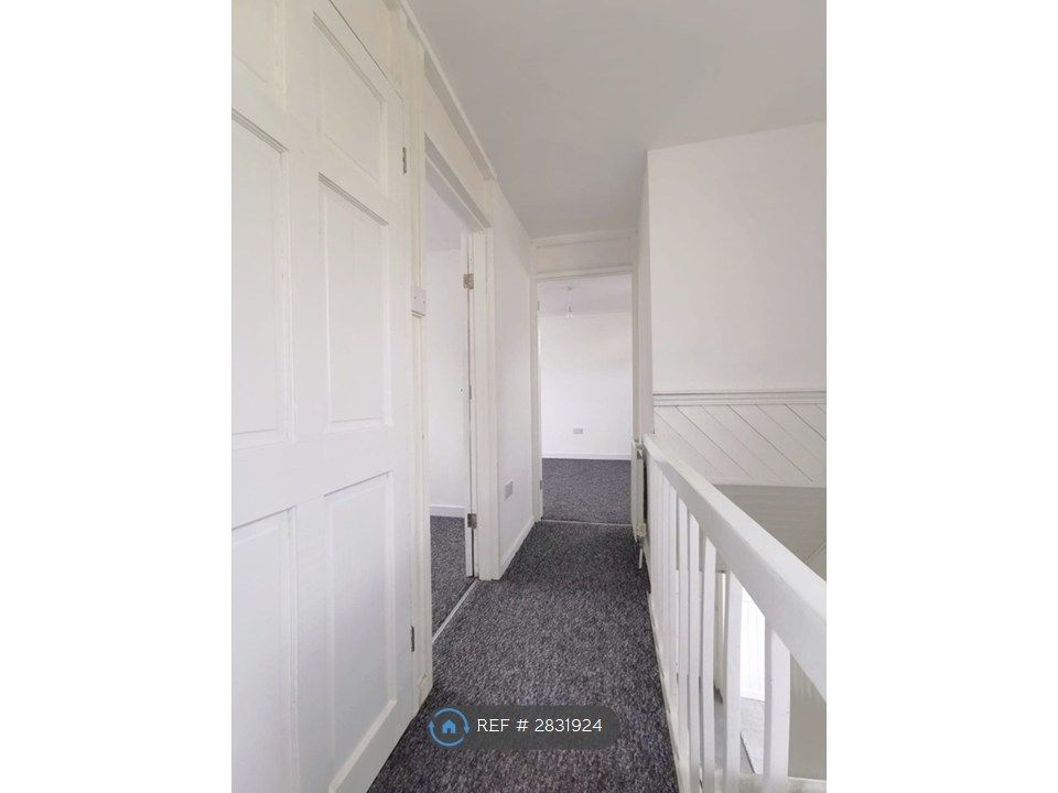 Additional image 13 of 3 bed semi-detached house to rentAmroth Walk, St. Dials, Cwmbran NP44