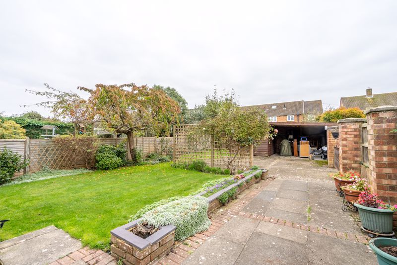 Property photo 2 of 19 Photo 12