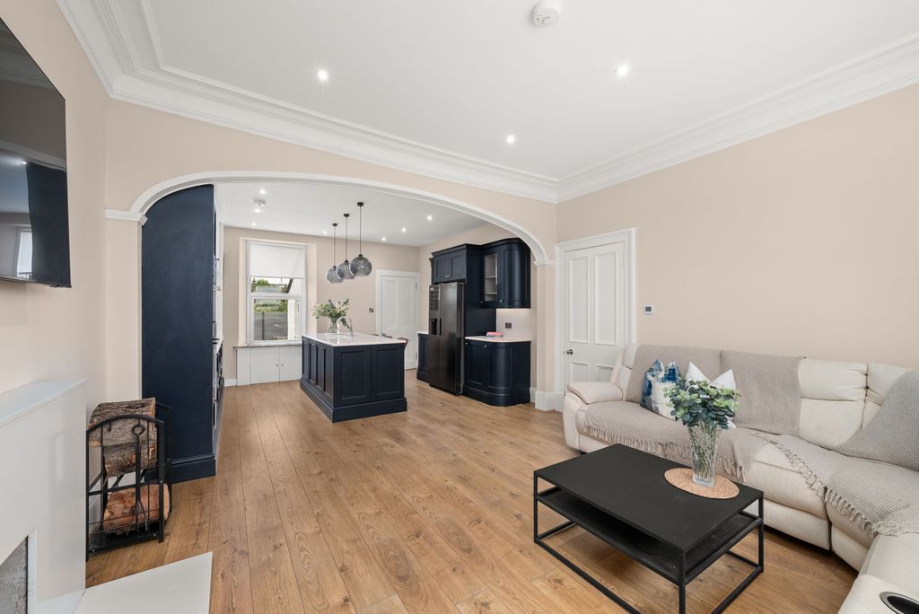 Additional image 7 of 4 bed villa for saleBentmore, 14 Links Parade, Carnoustie DD7