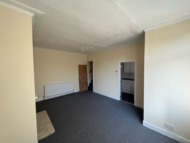 Property photo 3 of 12 Living Room