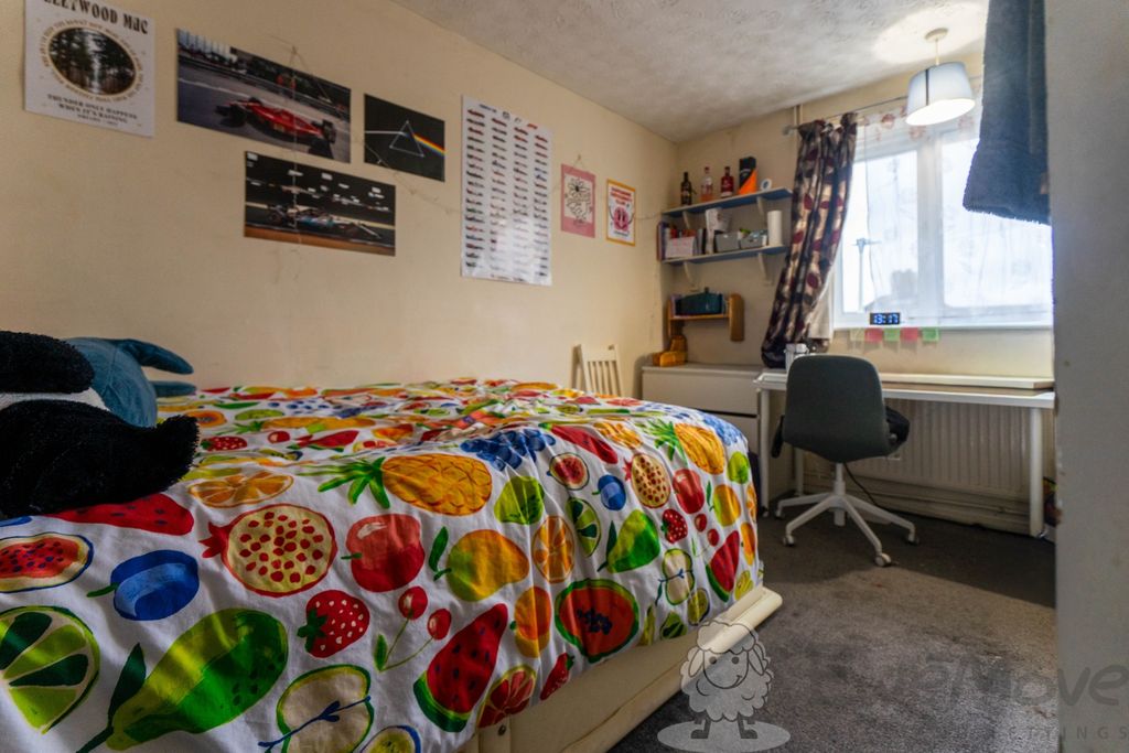 Property photo 3 of 6 Dmc02735-Hdr