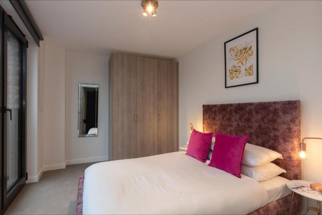 Property photo 2 of 10 Flat 5 Pictures (2).Jpg