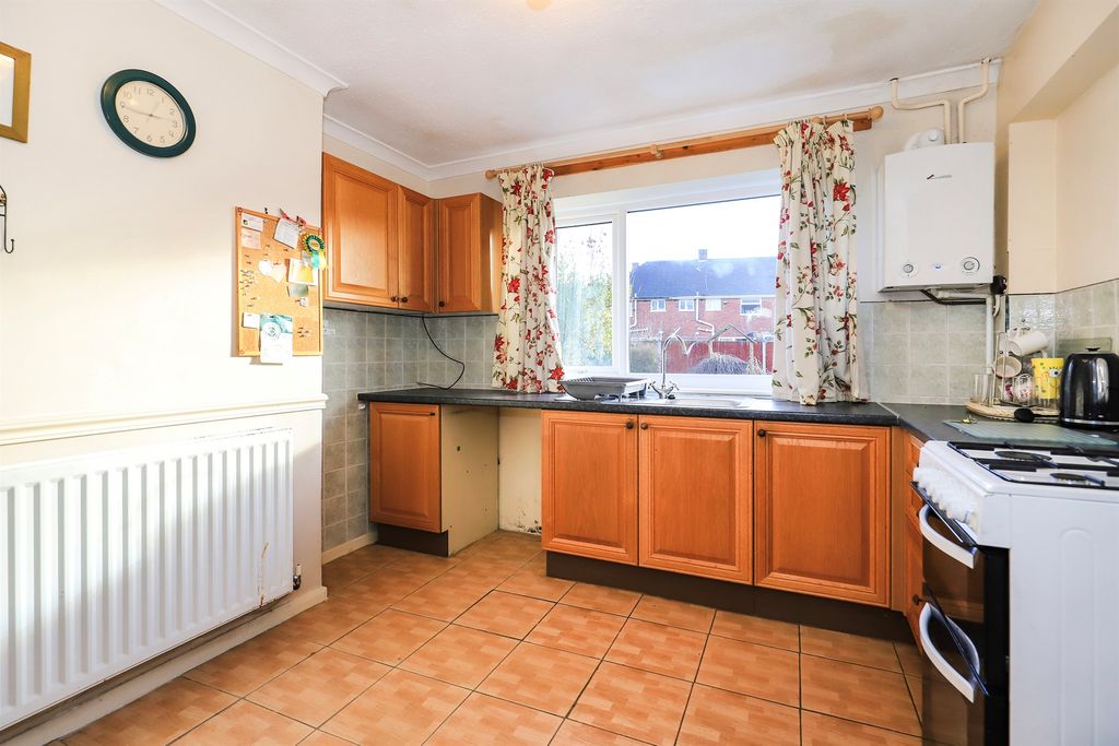 Property photo 2 of 14