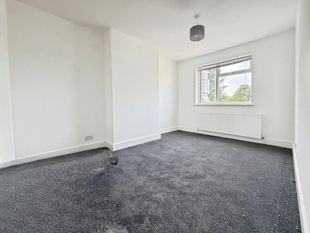 Property photo 3 of 6 Pbox-Img.Jpg
