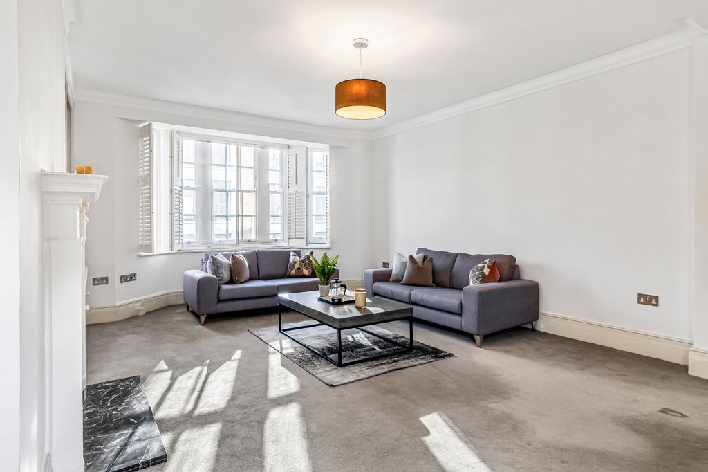 Property photo 2 of 16 Reception Room