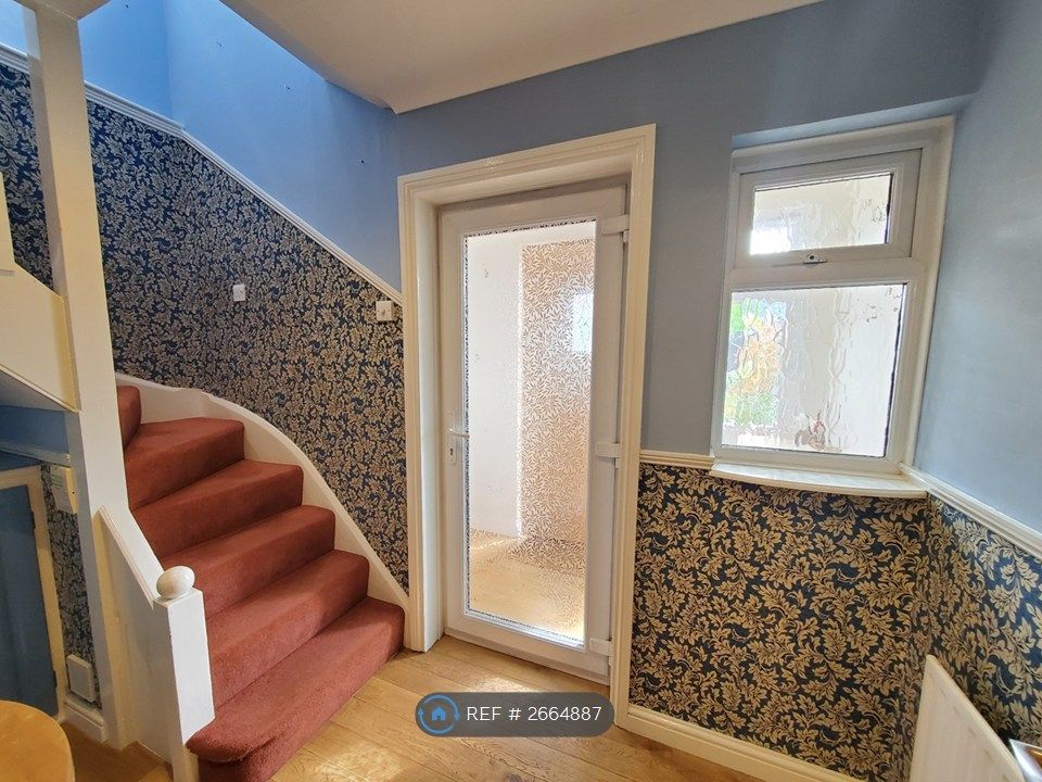 Property photo 3 of 15 Hallway