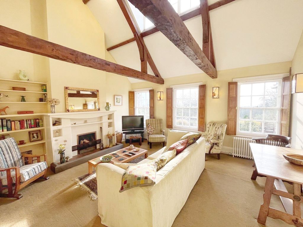 Property photo 3 of 26 Picture No. 25