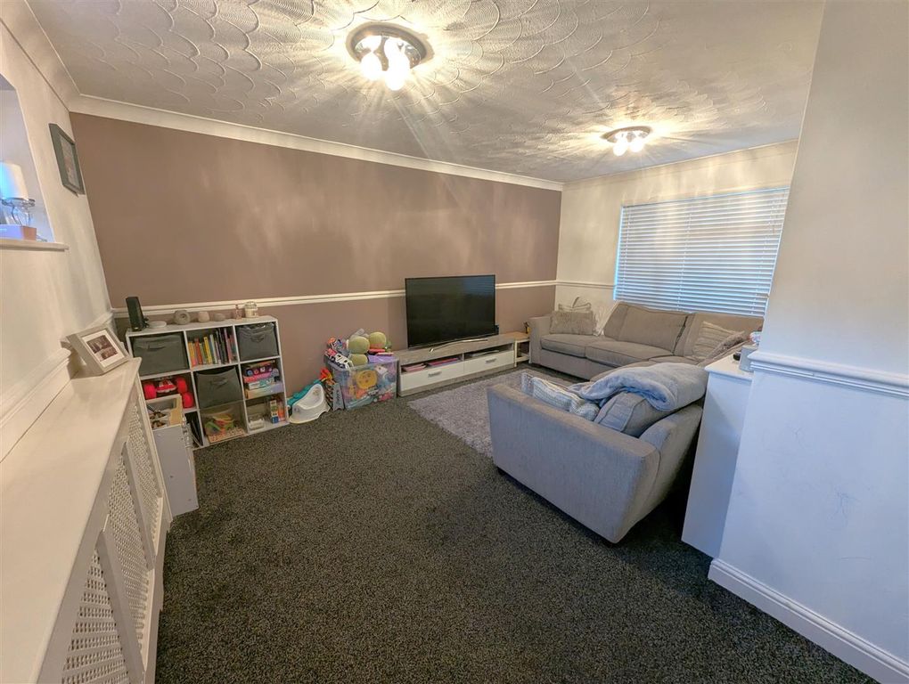 Property photo 3 of 18 Pxl_20250314_175749192.Raw-01.Cover.Jpg