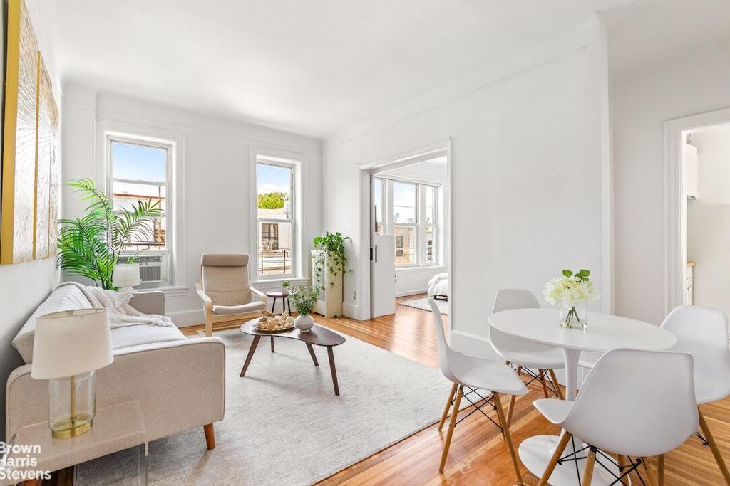 Property photo 3 of 7 <Alttext/>