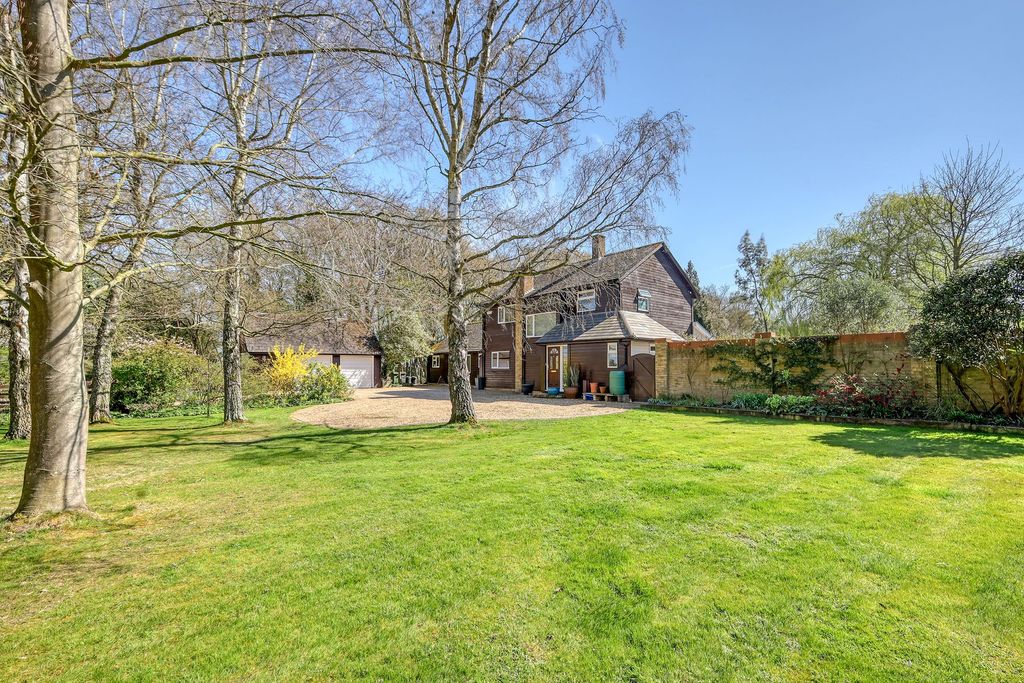 Property photo 2 of 30