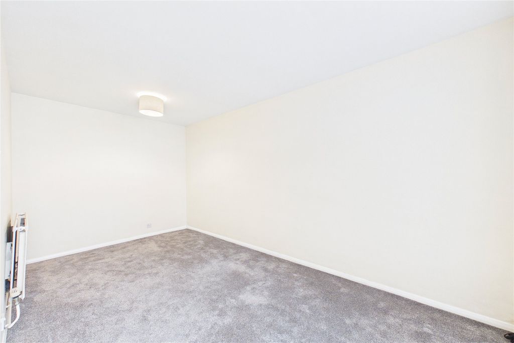 Property photo 2 of 5 Picture No. 10