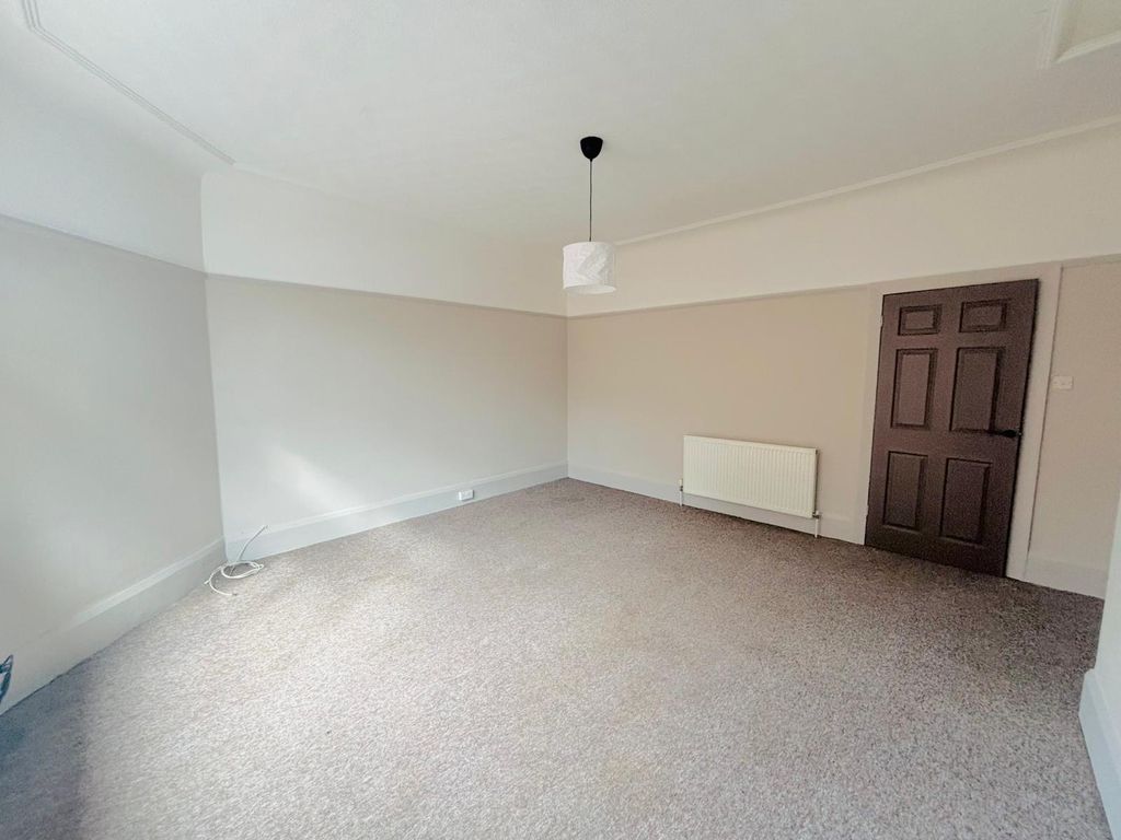 Property photo 1 of 6 Image