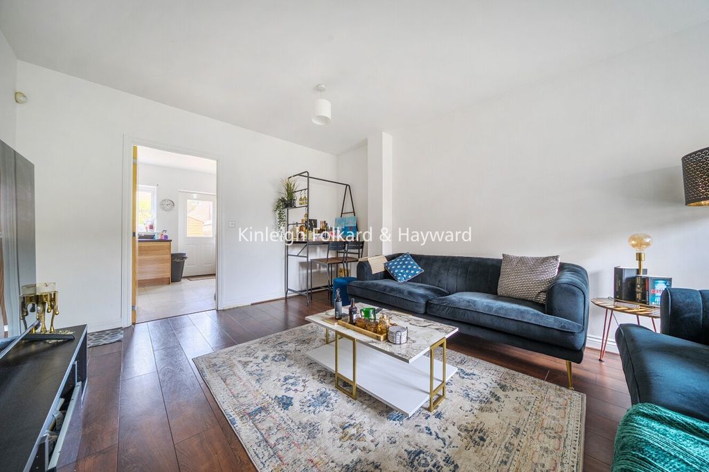 Property photo 2 of 13 Picture No. 04