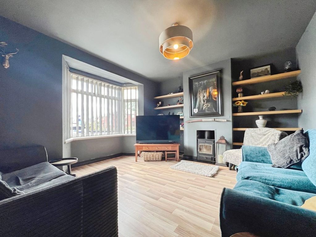 Property photo 2 of 40 B4F5F512-Image6.Jpeg