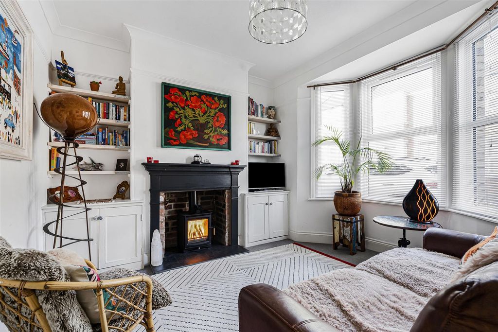 Property photo 1 of 20 38_75935.Jpg