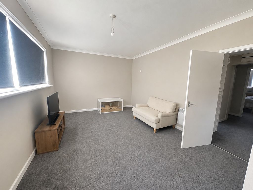 Property photo 3 of 4