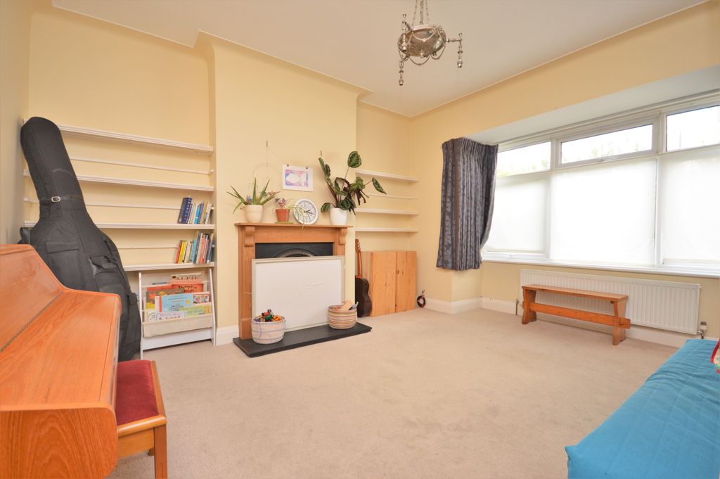 Property photo 3 of 11 Reception Room