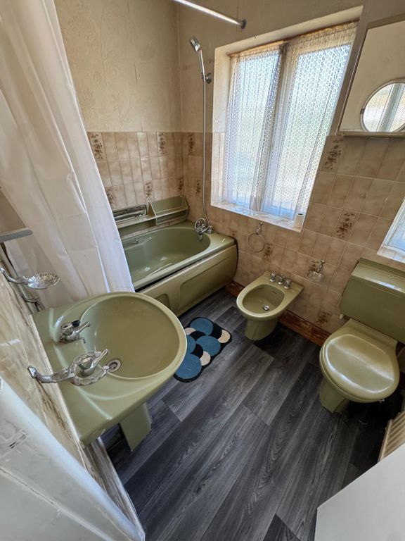 Property photo 3 of 13 Gallery